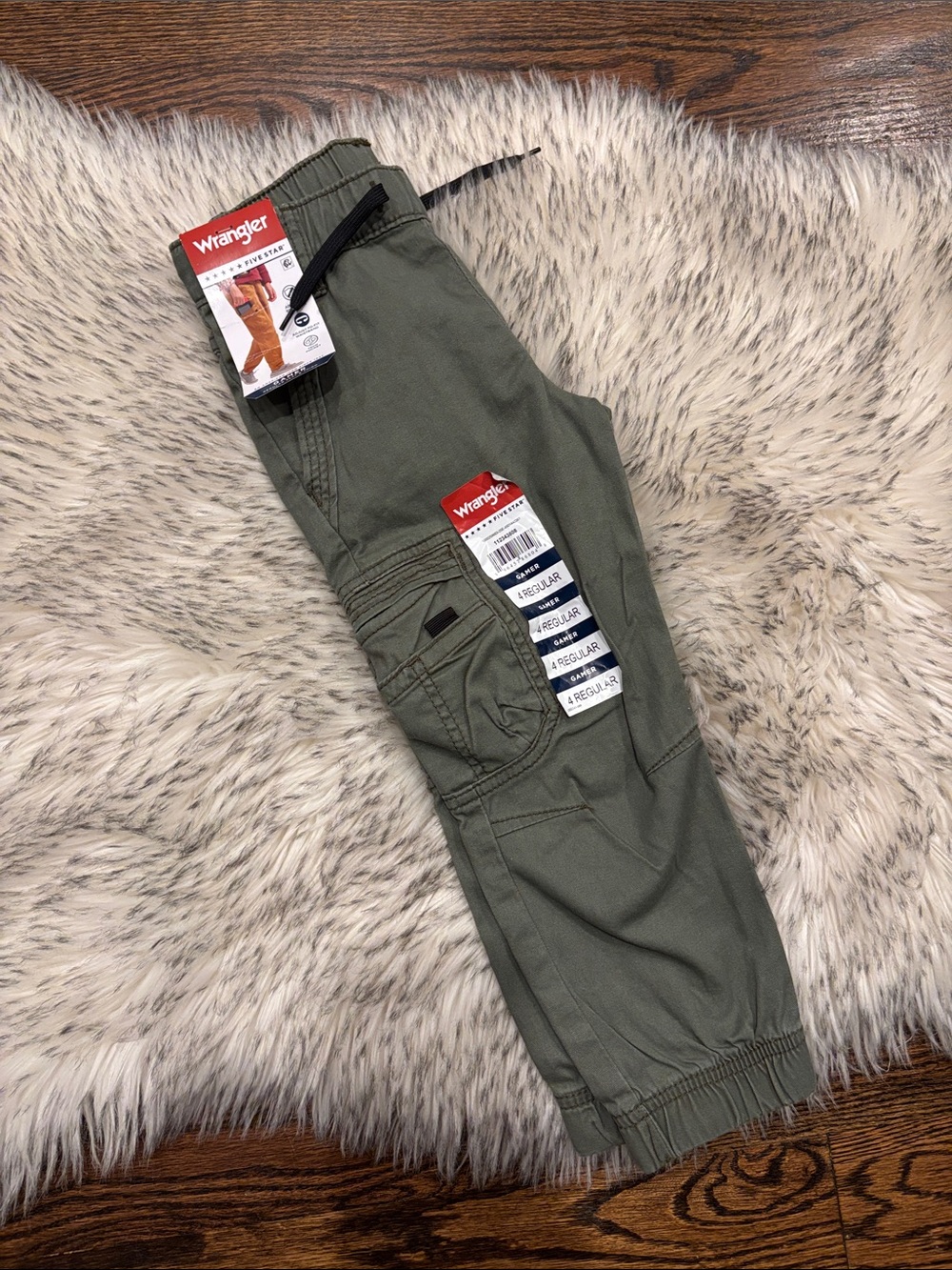 NWT Wrangler Boys Gamer Cargo Twill Pants